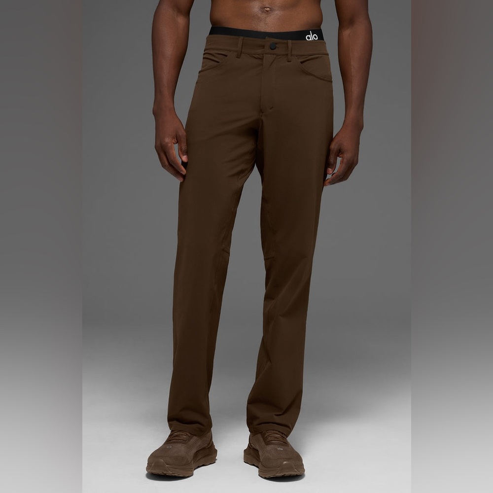 ALO Yoga Men’s Day and Night Pant Straight Leg Espresso Brown 28R
